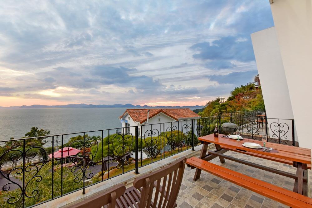 Namhae Bluemare Pension Exterior foto