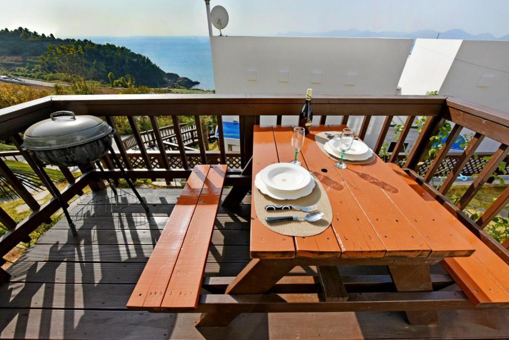 Namhae Bluemare Pension Exterior foto