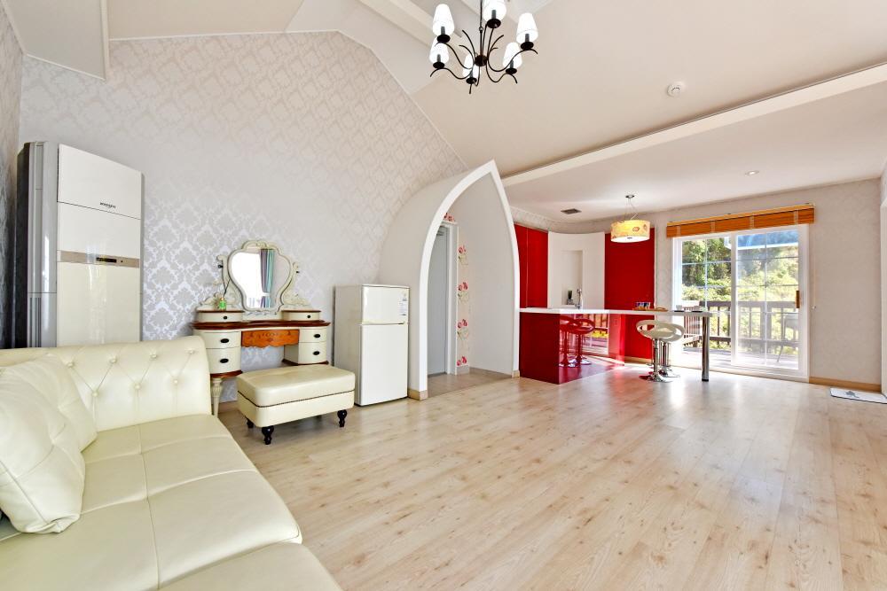 Namhae Bluemare Pension Exterior foto